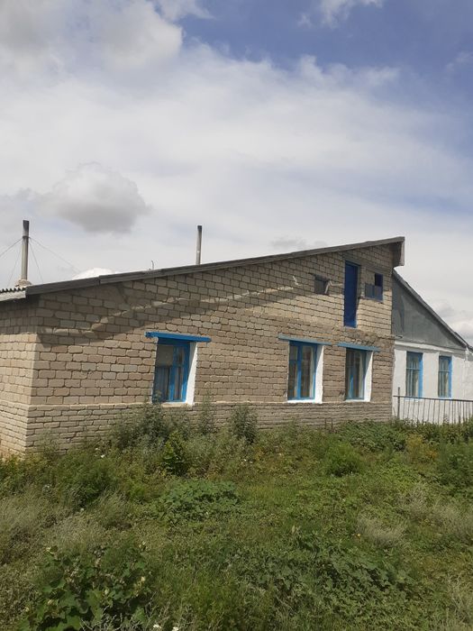 Продам дом Акбидай школьная 3/2