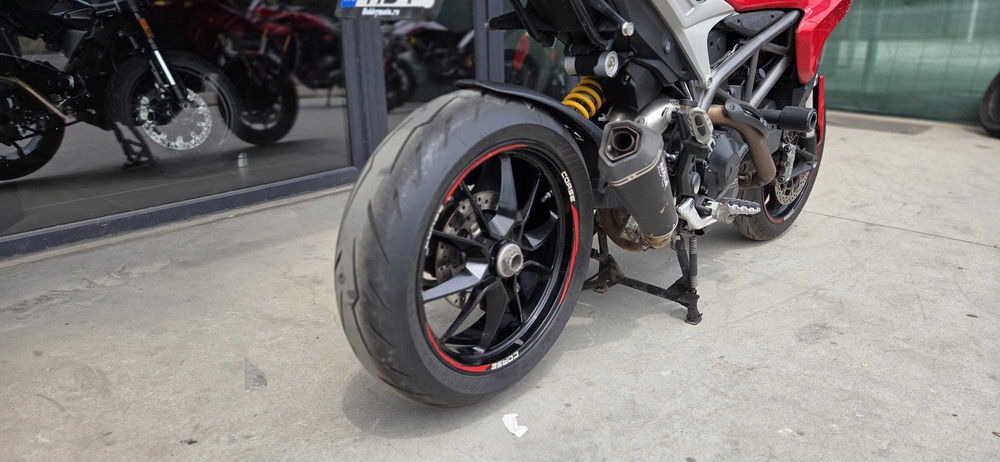HobbyMoto vinde Ducati HyperStrada / Hypermotard 821