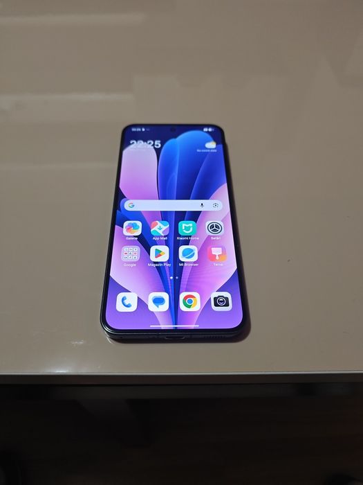 Xiaomi 13 256GB Snapdragon 8 Gen 2