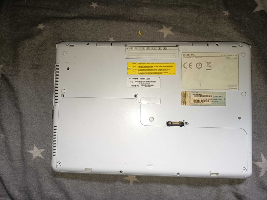 Laptop Sony Vaio VPS13, Core i5, video Nvidia GT 640, tastatura iluminata, 8gb ram, hdd 320gb, display 13,3 inch