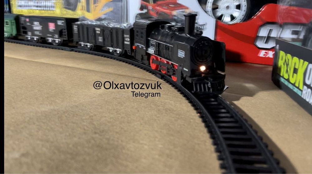 Поезд oyinchoq игрушки 5 вагонли йуради 1 метр рельсах йўл oynchoqlar