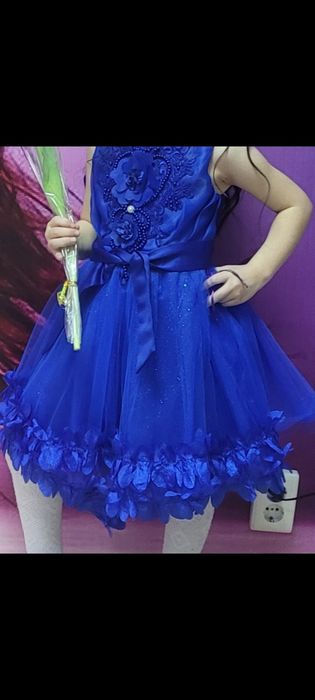 Продам 3 платья вечерных