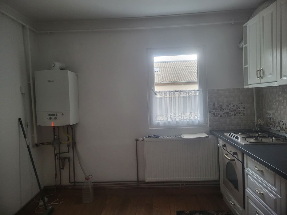 Apartament 2 cam, nemobilat, Carpați – disponibil imediat, termen lung