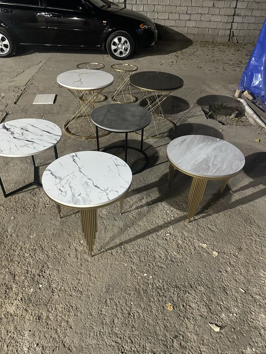 Журналний стол в стиле лофт