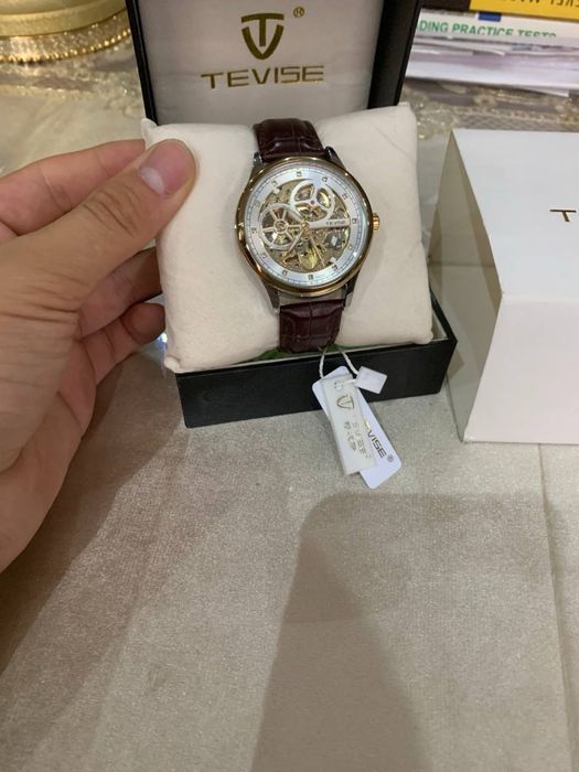 Продается T820E - стиль и механика в одном корпусе