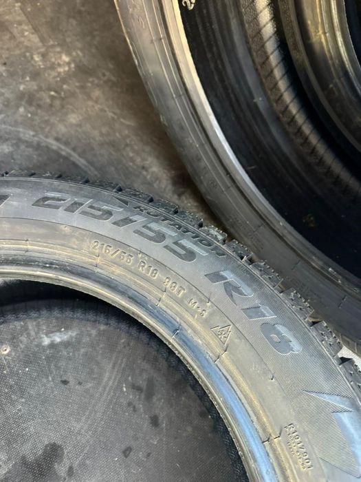 Pirelli Ice Zero 215/55/18