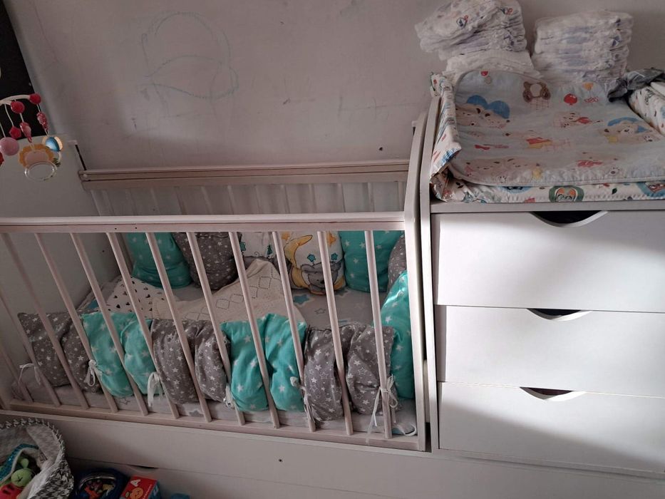 Продам детскую кроватку