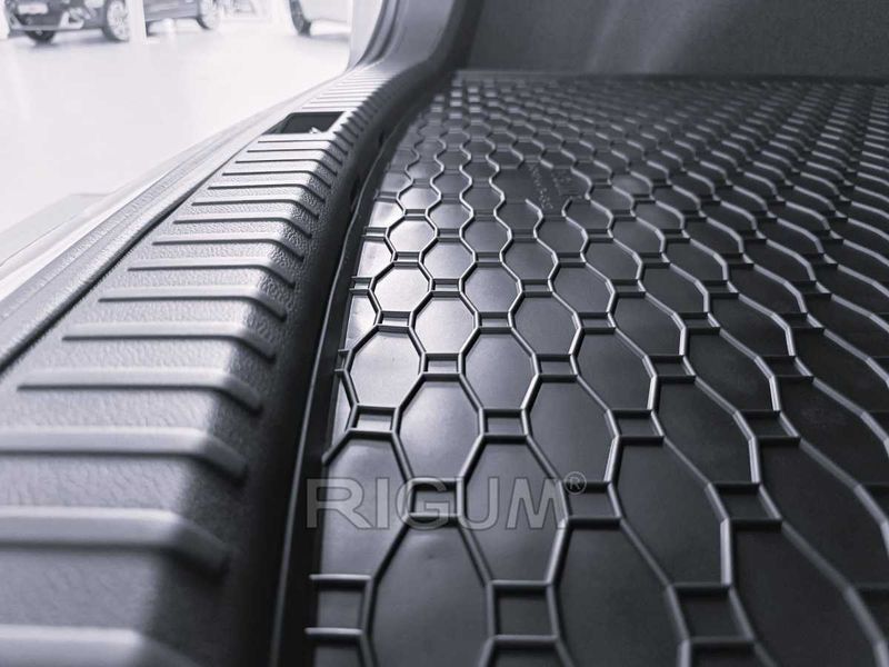 Гумени стелки или багажник SEAT ATECA SKODA KAROQ VW T-ROC след 2016