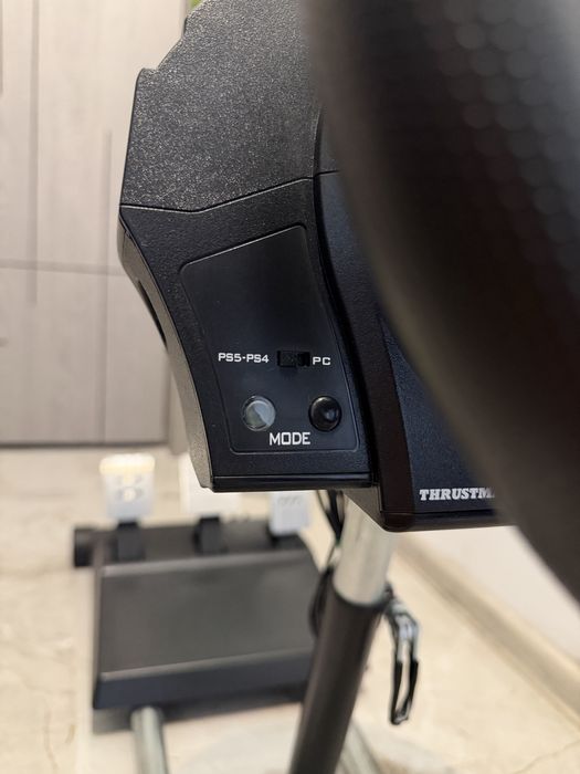 Thrustmaster T300 RS GT Edition + стойка