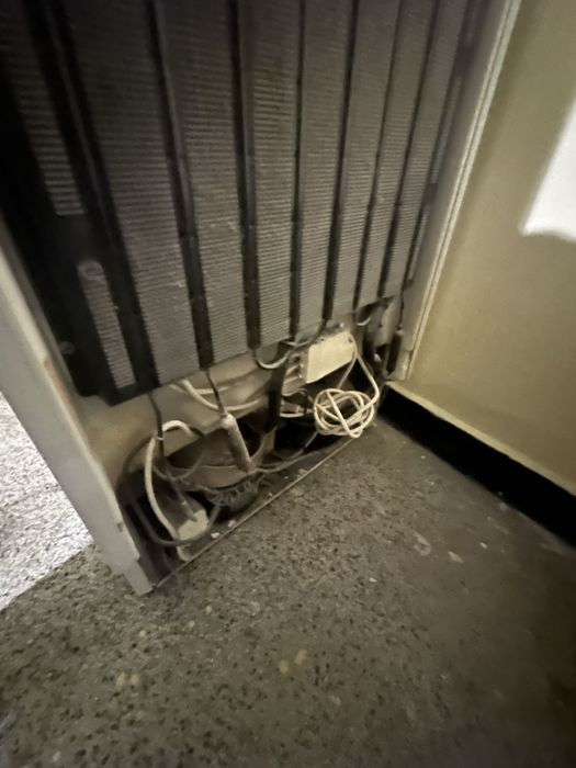 Хладилник с фризер