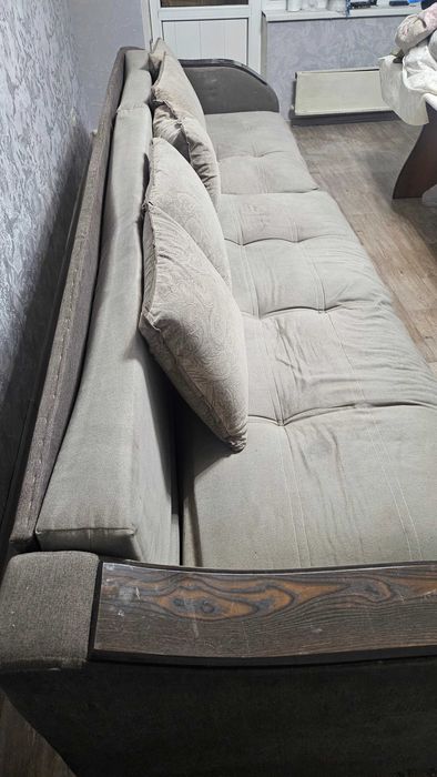 Диван, стиральная машина