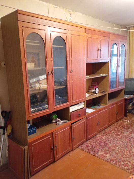 Продам стенку для зала