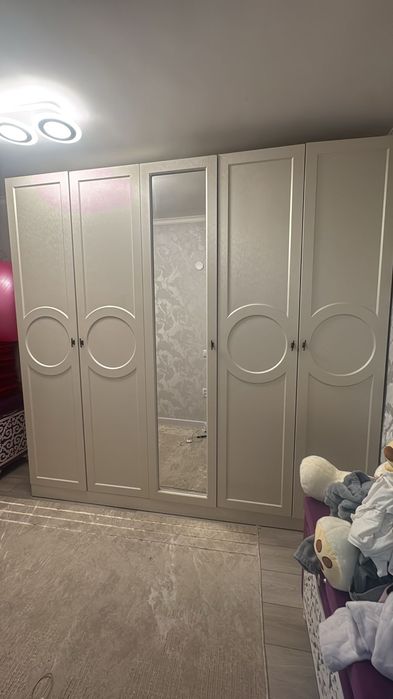 5 есікті шкаф сатылады