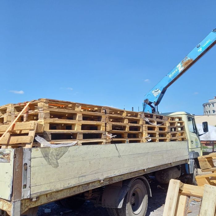 Поддоны евро деревянные б\у