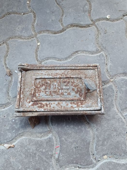 Продам дверцу для поддувала