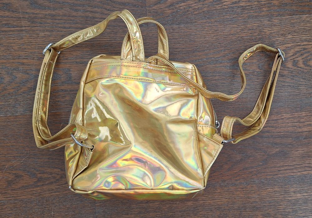 Лот детска раница и чанта за кръст LOL Surprise за 10лв. общо