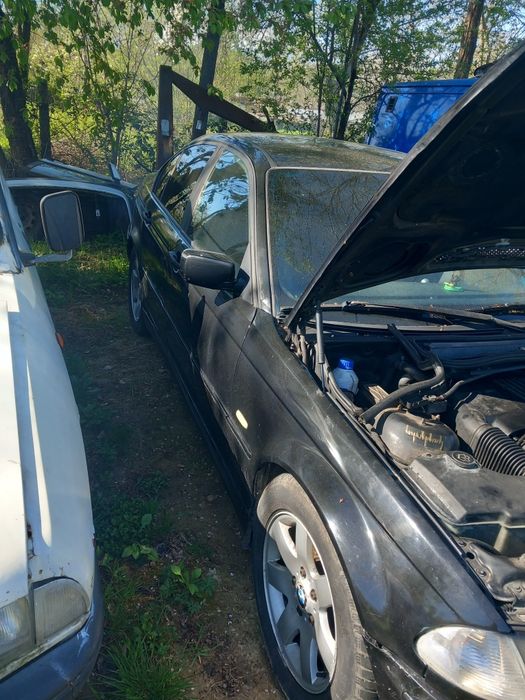 Vând pompa injecție bmw 320d,136 cp,an 2001 sau orice alta piesa de pe acest model