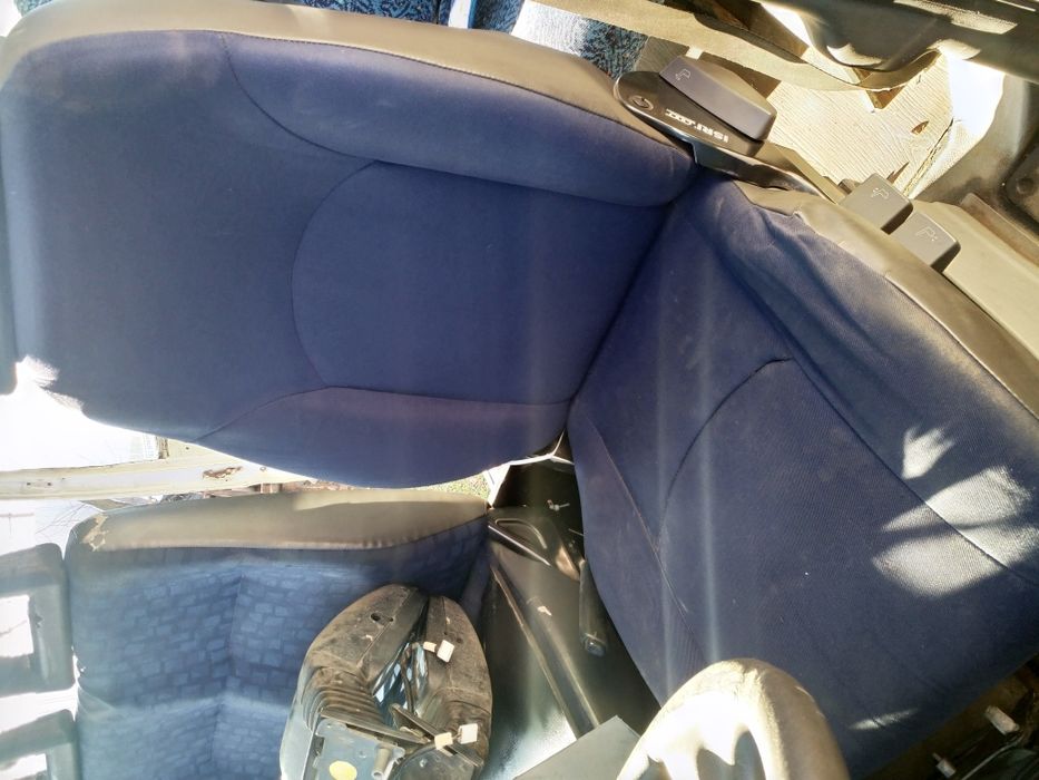 Punte fata caseta directie bancheta fata plastic usa macara Iveco Dail