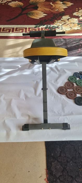 Тренажёр с гантелями