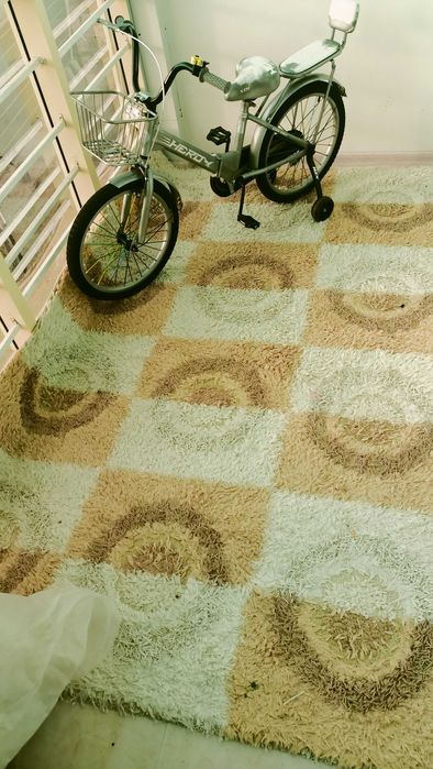 Ковер б/у для балкона или дачи