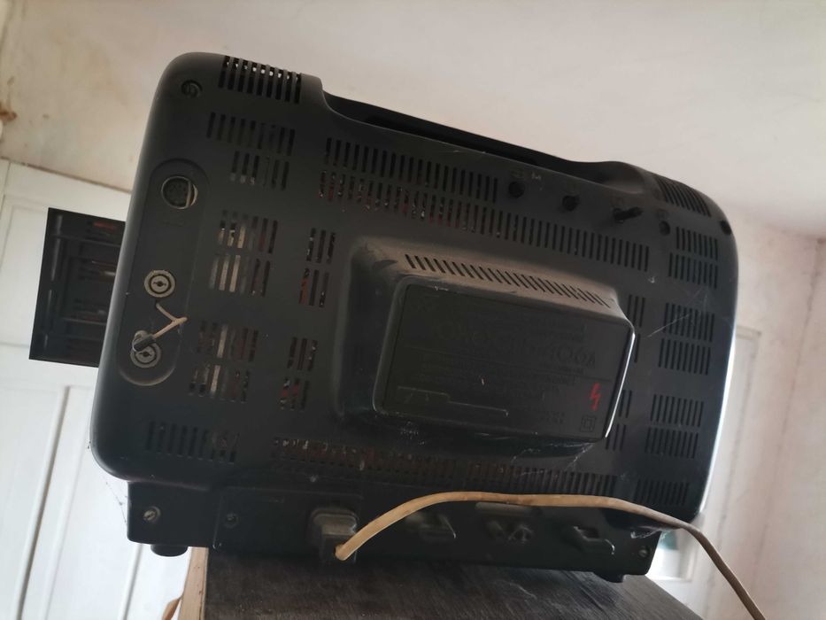 Ретро телевизор Юност