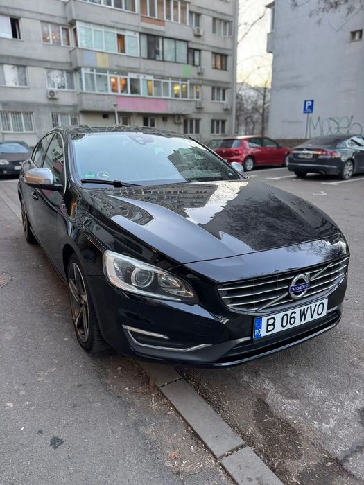 Volvo S60 R-Design 2.0 Diesel, Automată, 2014