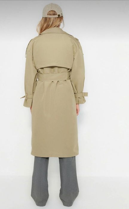 Trench nou, marimea 34, kaki deschis, supradimensionat