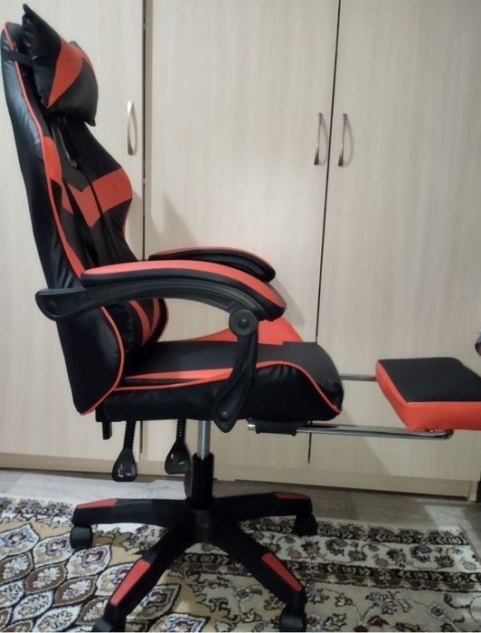 Продам игровое кресло