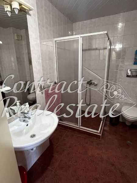 Дава се под наем Тристаен апартамент в Варна, Център - 72 кв.м за 561 € - Снимка #5