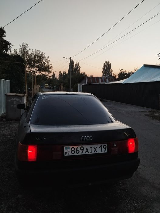 Продам Audi 80 B3