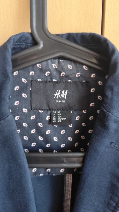 Блейзъри, сака- Bershka и H&M