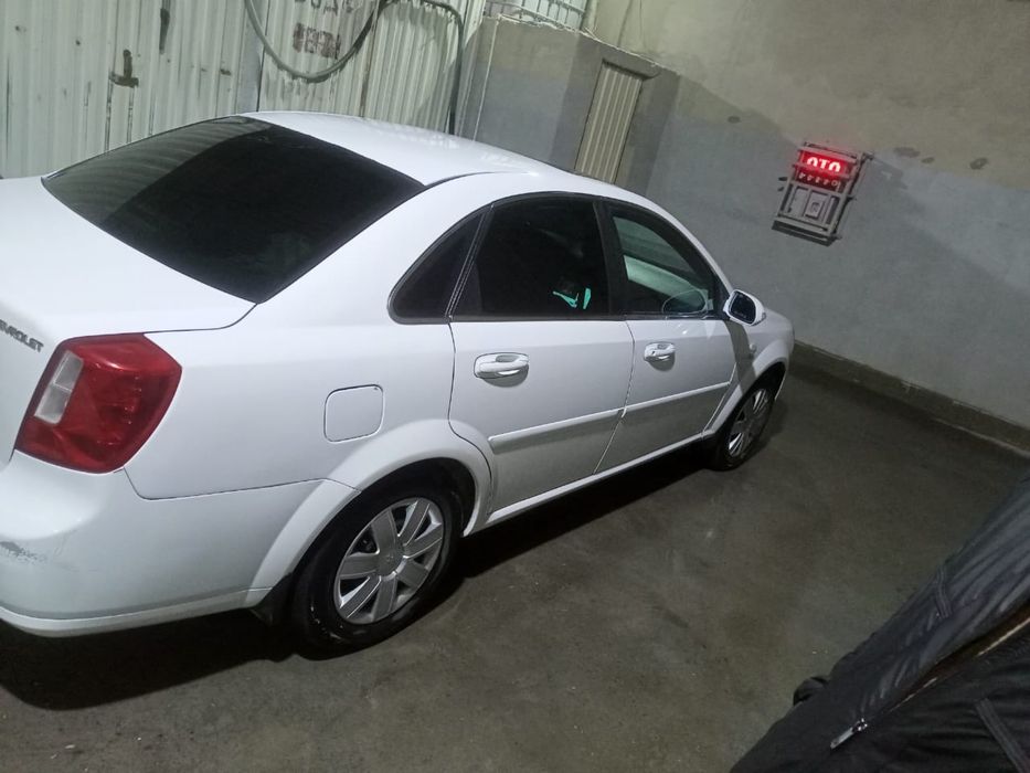Lacetti 1.6 Avtomat 2013