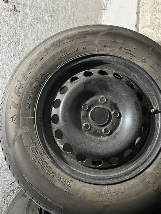 Шыны с дисками на фольксваген
