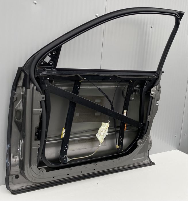 USA Dr fata vw Touareg 7L Facelift / cod de culoare LR7P