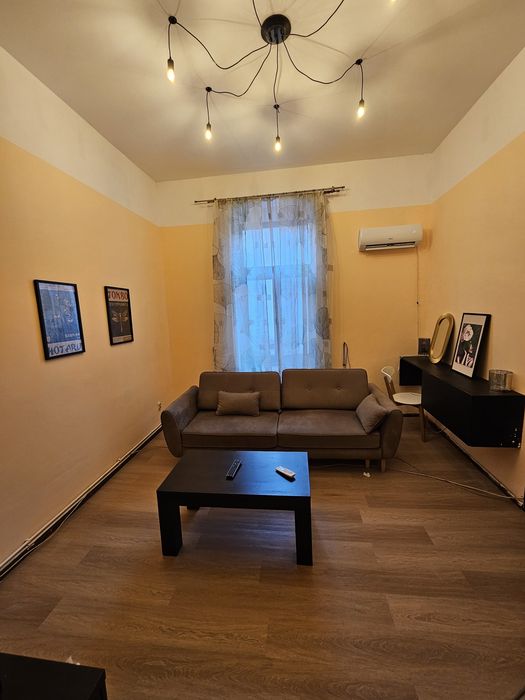 Inchiriez apartament 2 camere Splaiul Titulescu