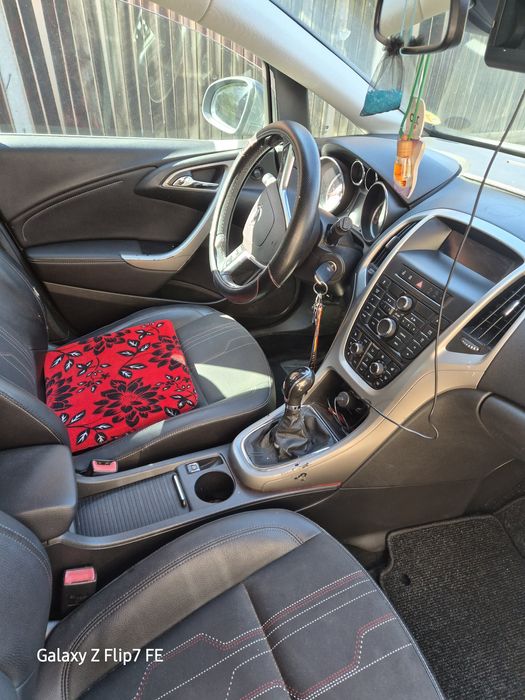 Opel Astra J an 2013