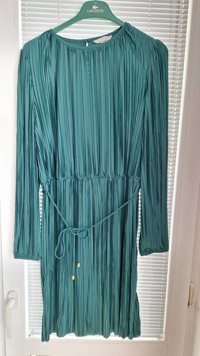 Промо 30 лв. Нова рокля H&M с коланче