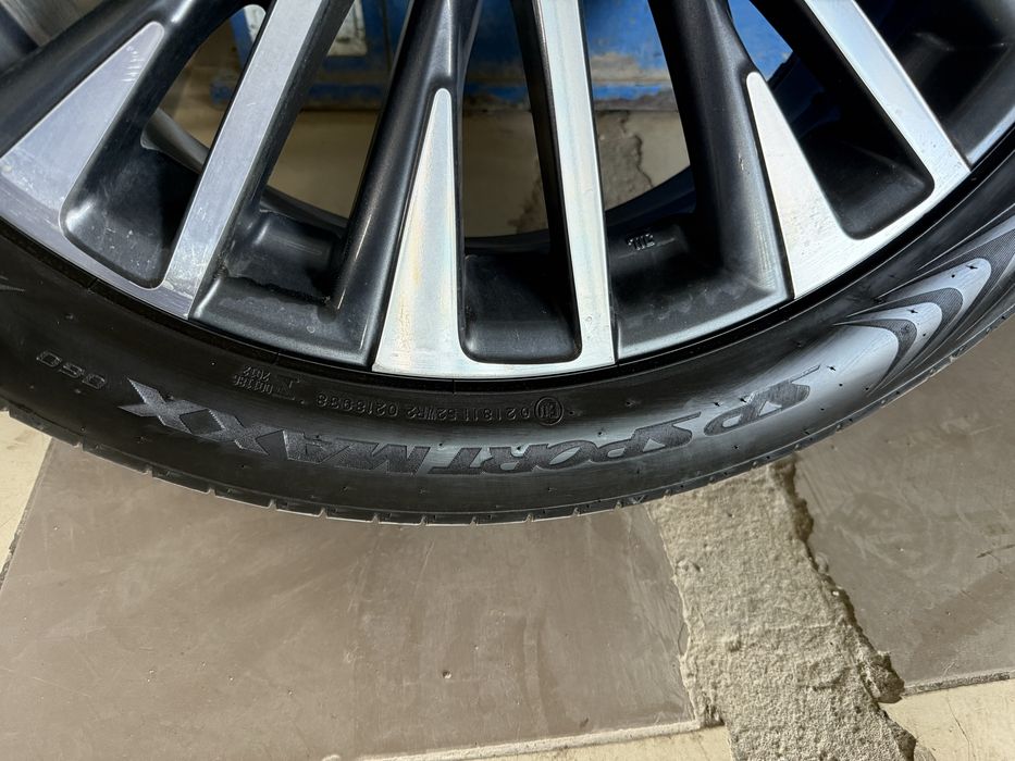 продам балон ( шины ) dunlop 235/50/21 бу
