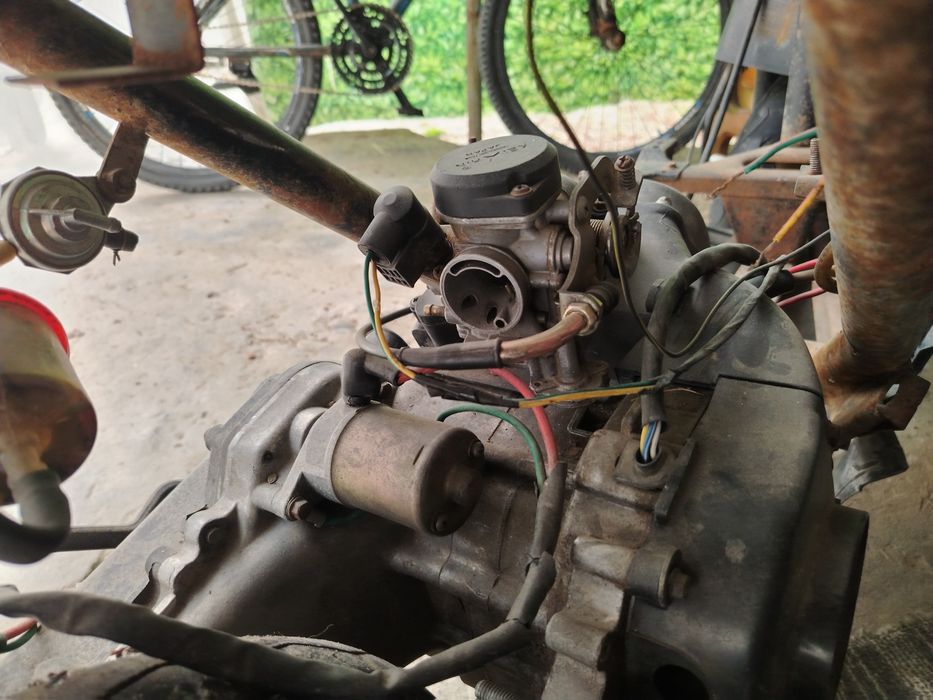 Продаю скутер 80