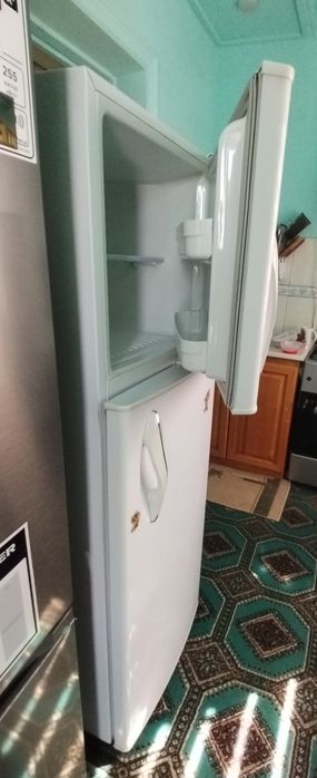 Холодильник LG. Б/У