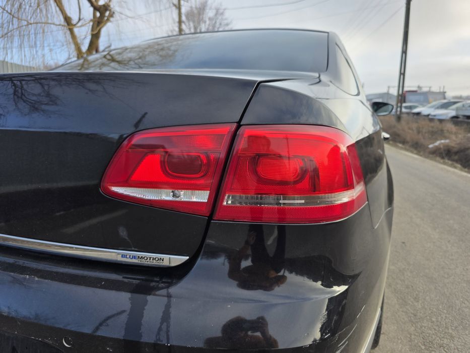 Stop Passat B7 Tripla Passat B7 Berlina