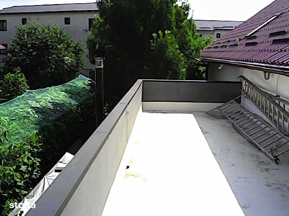 "Casă cu piscină de vânzare" URGENT