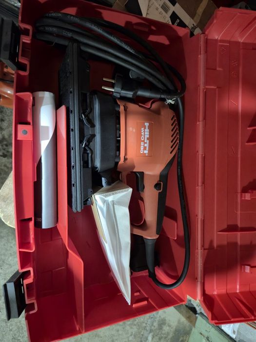 Vând mașină de șlefuit hilti wfo 280