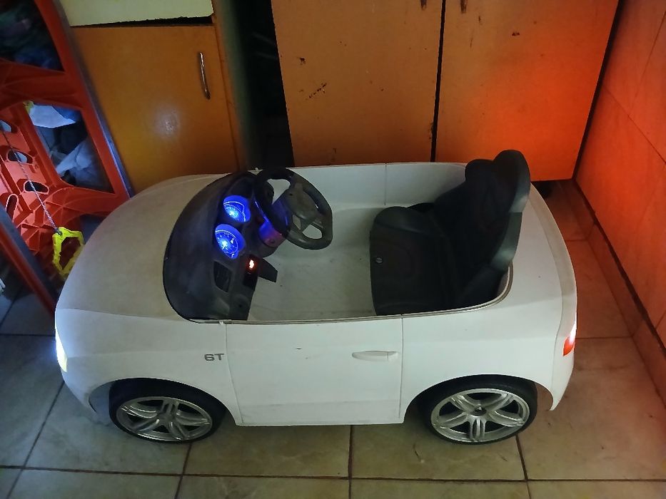 SUPER OFERTA Masinuta electrica copii Audi GT fara telecomanda