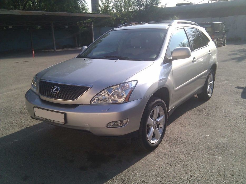 Бампер передний Лексус Рх330 Lexus RX330
