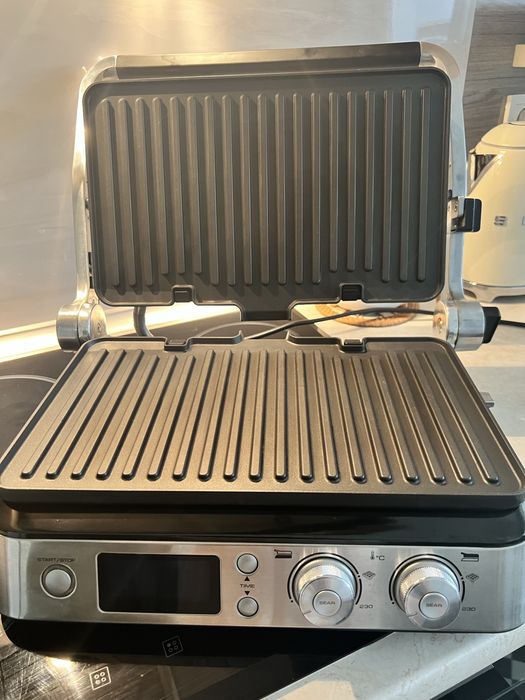 Гриль Delonghi 3в1