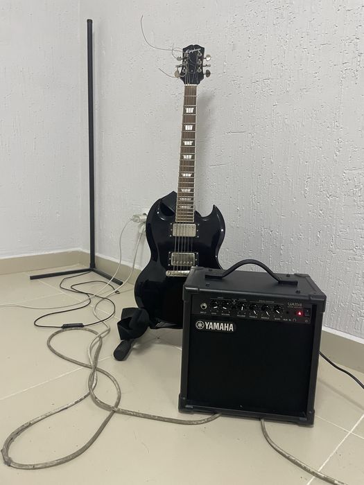 Продам электрогитару срочно