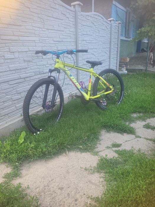 Bicicleta dhs cadru M roti 27.5