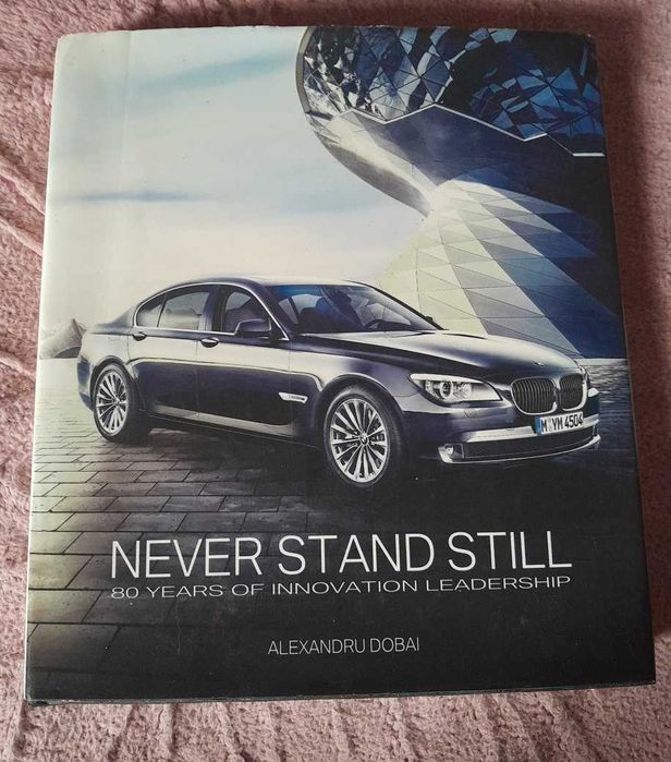 RARA,Mereu in miscare 80 de ani de inovatie.Istoria BMW,2000 exemplare