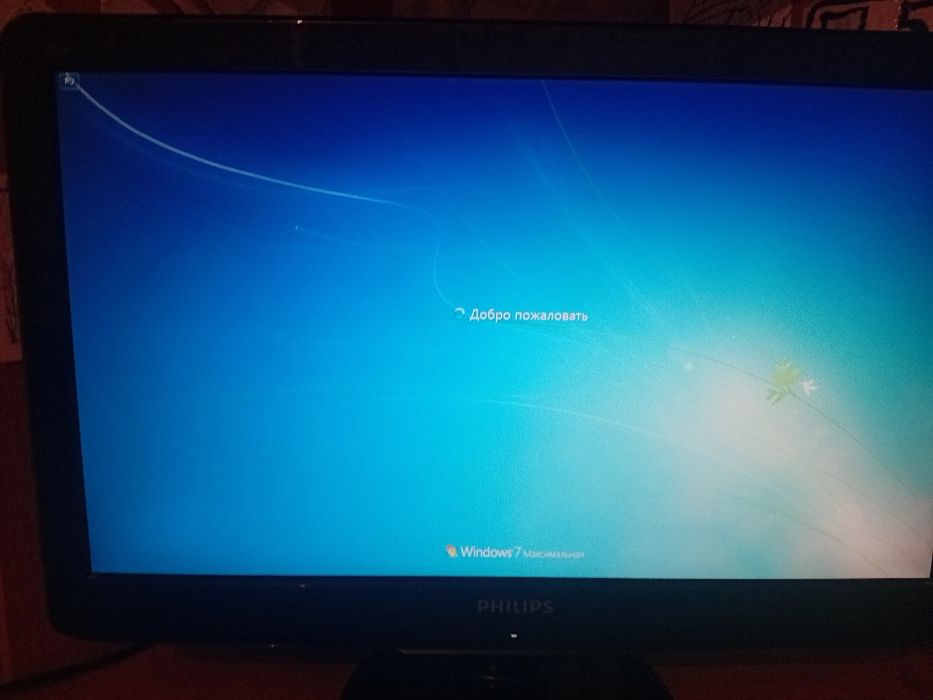 Монитои philips 202E